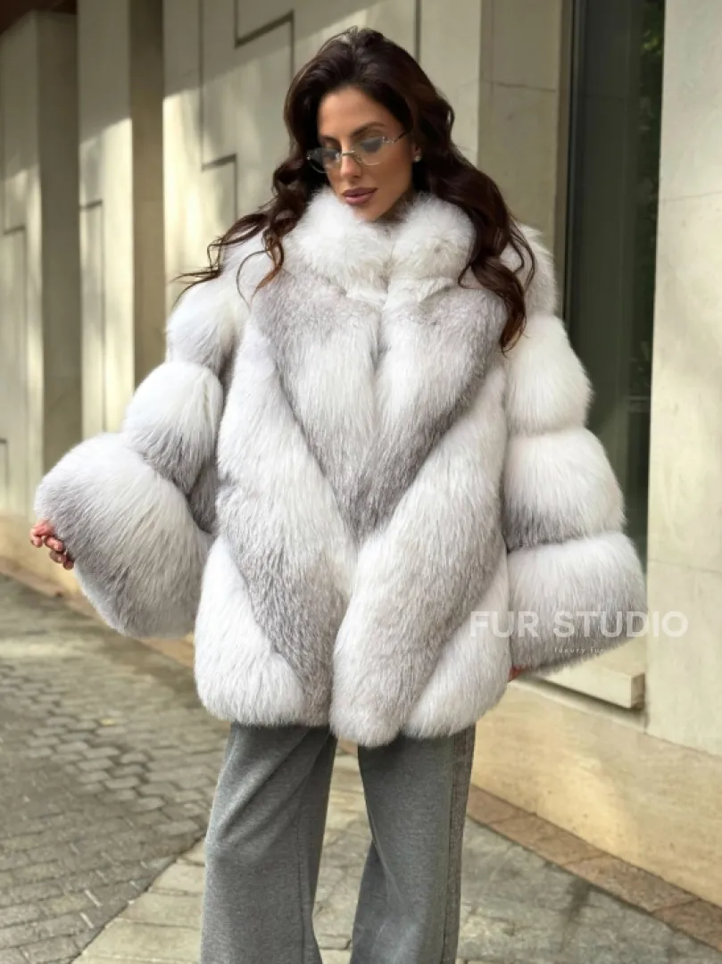 Шуба из меха альпийской лисы  