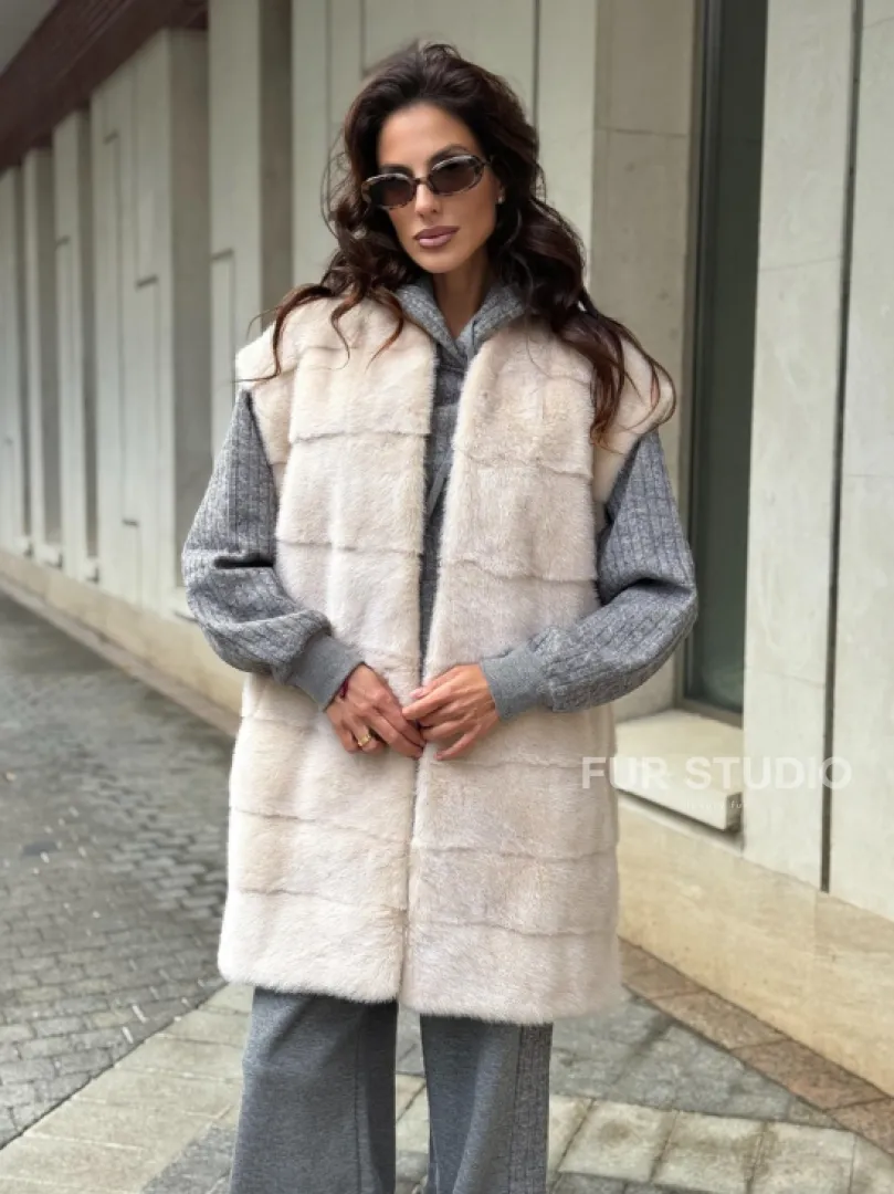 Комбинированный жилет из меха норки и шерсти - фото 7