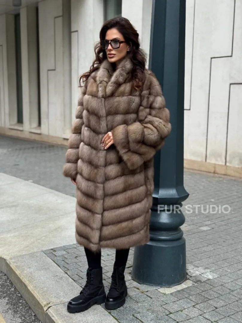 Шуба из натуральной куницы