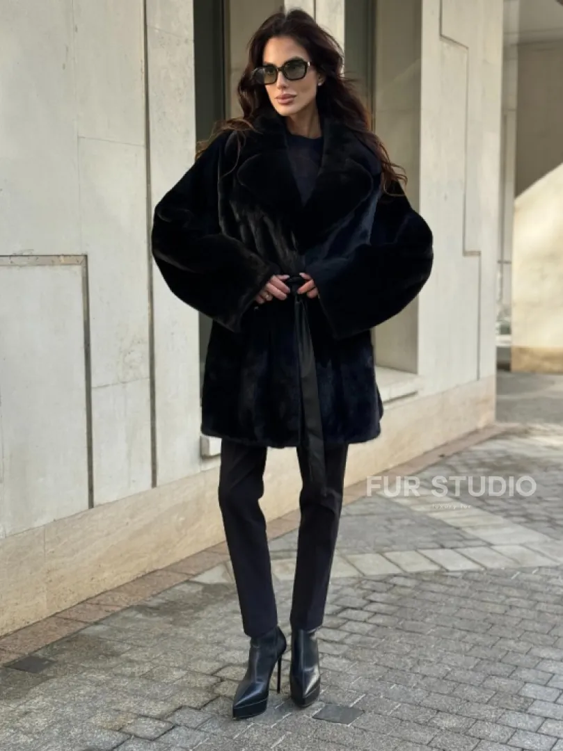 Полушубок из норки с английским воротником - черный - фото 2
