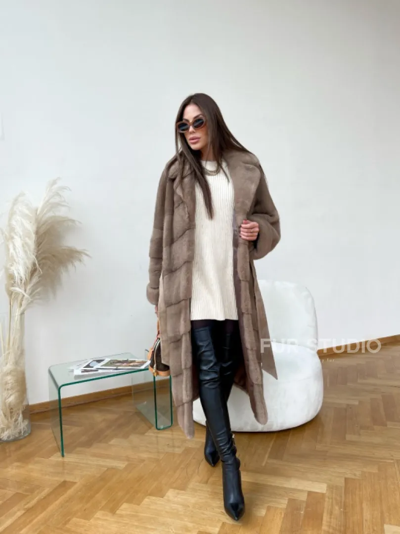 Шуба кимоно из скандинавской норки в цвете пастель - фото 6