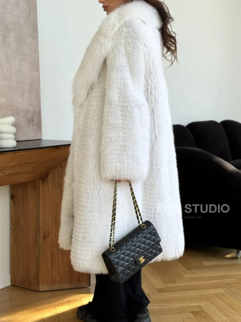 Шуба из белой арктической лисы - пошив в роспуск