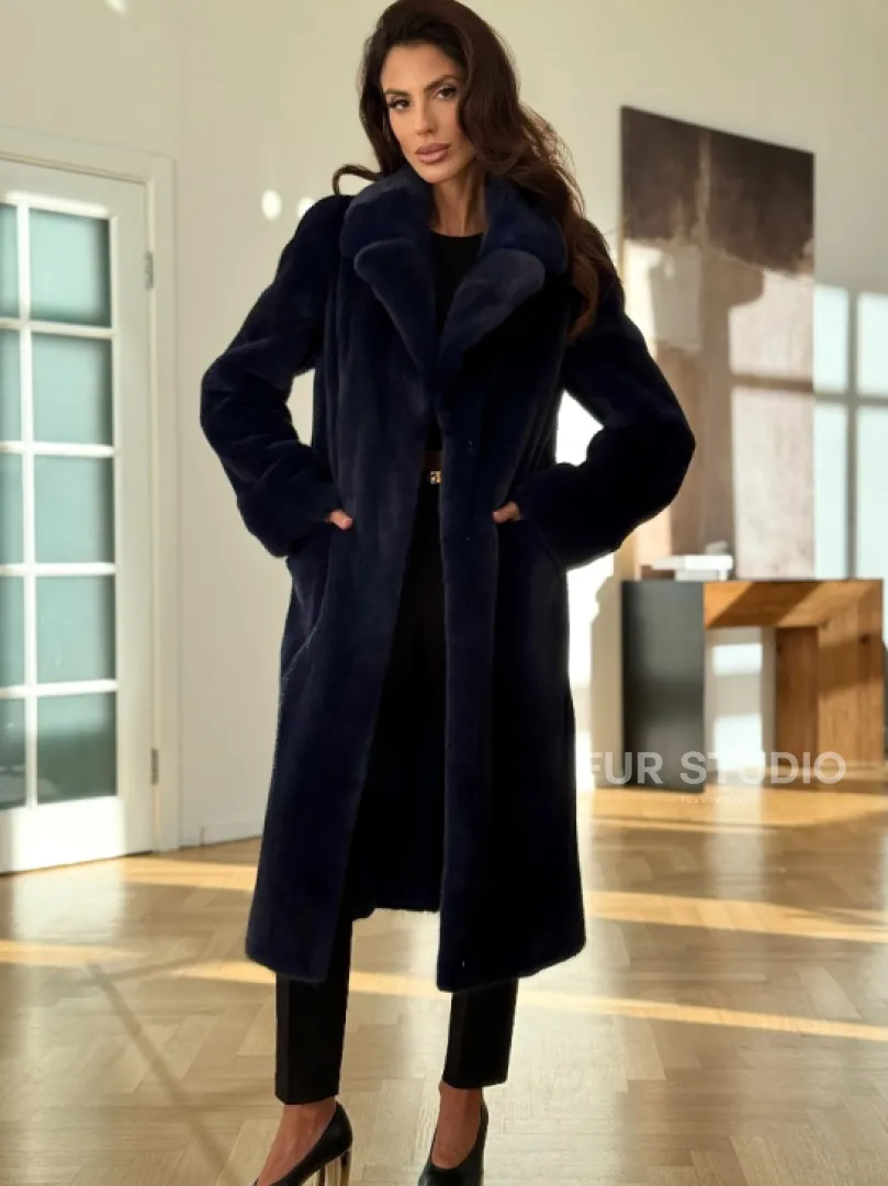 Норковая шуба темно-синего цвета