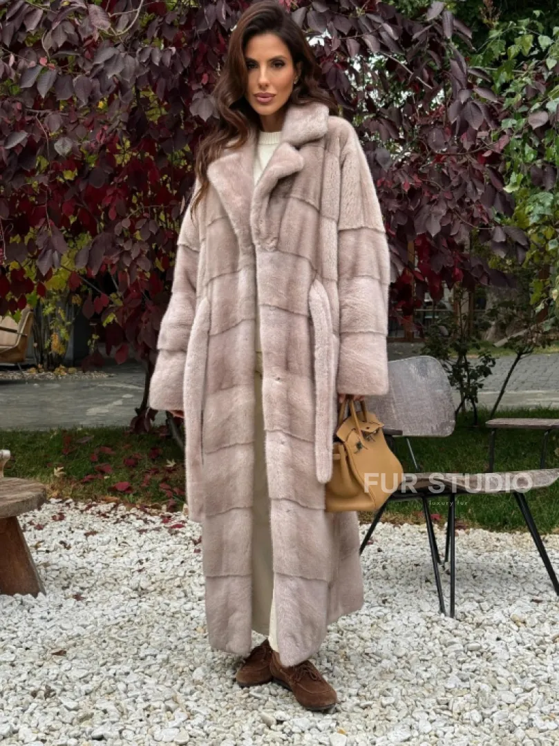 Длинная норковая шуба с поясом