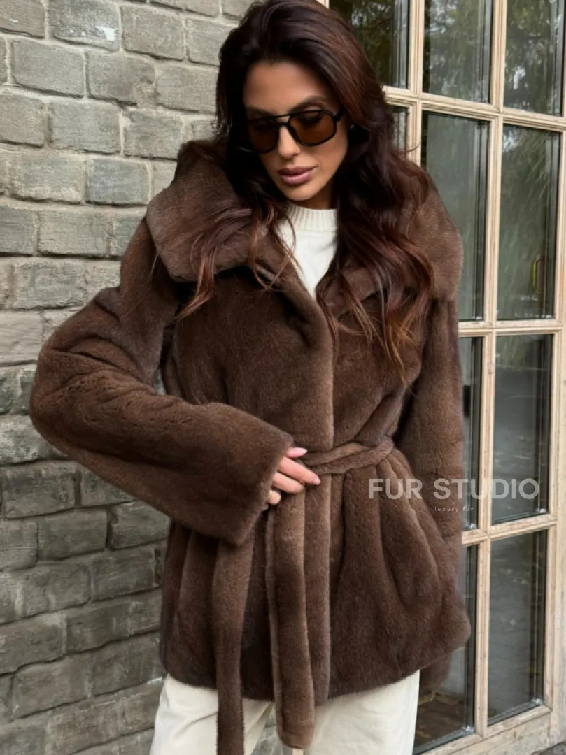 Шуба автоледи с капюшоном - фото 4