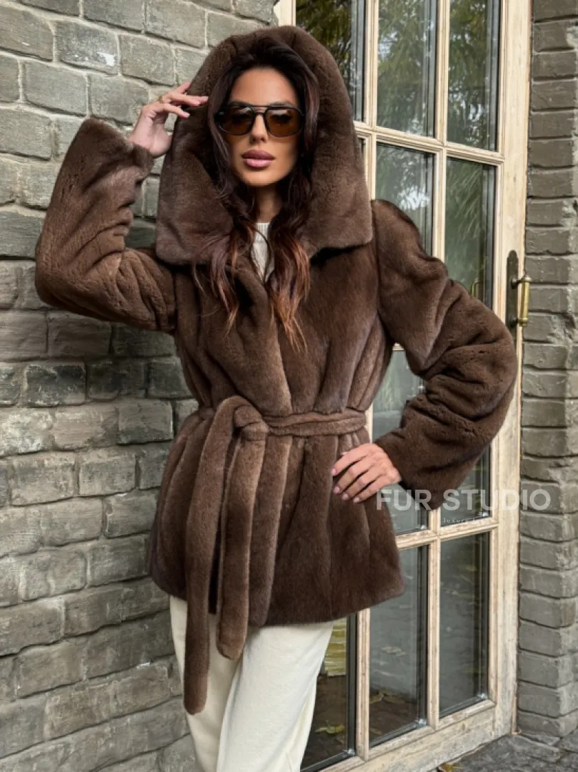 Шуба автоледи с капюшоном - фото 5