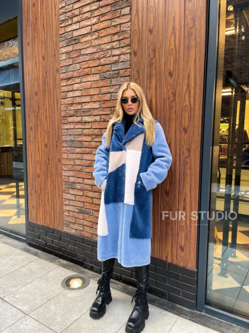 Модное пальто из натуральной шерсти с английским воротником - фото 4