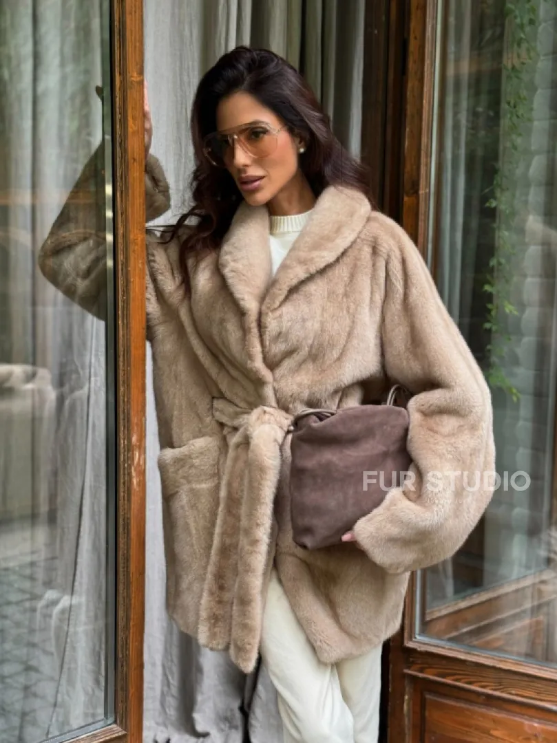 Норковый полушубок с воротником шаль - фото 7