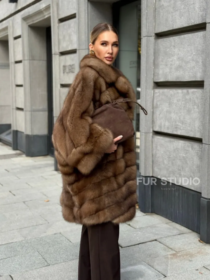 Шуба из куницы оверсайз - фото 19