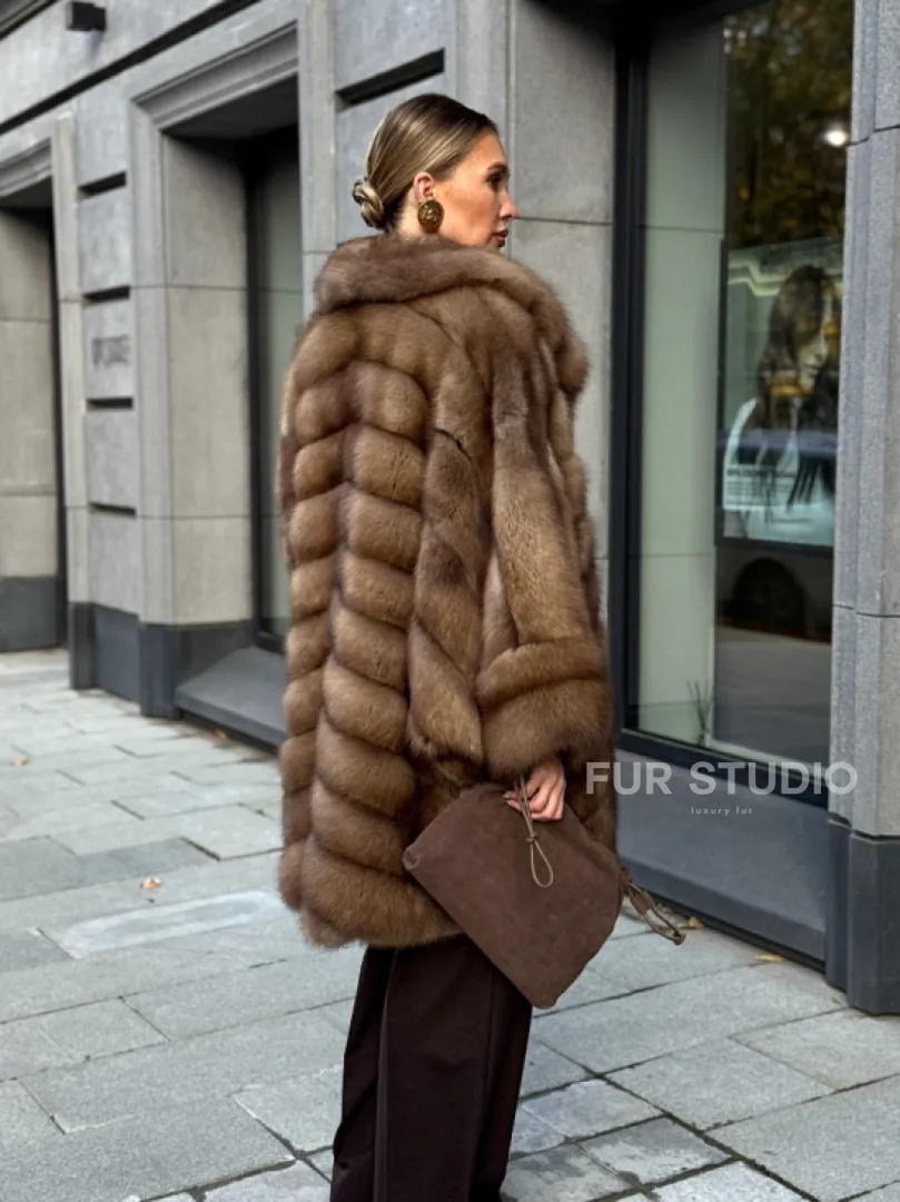 Шуба из куницы оверсайз