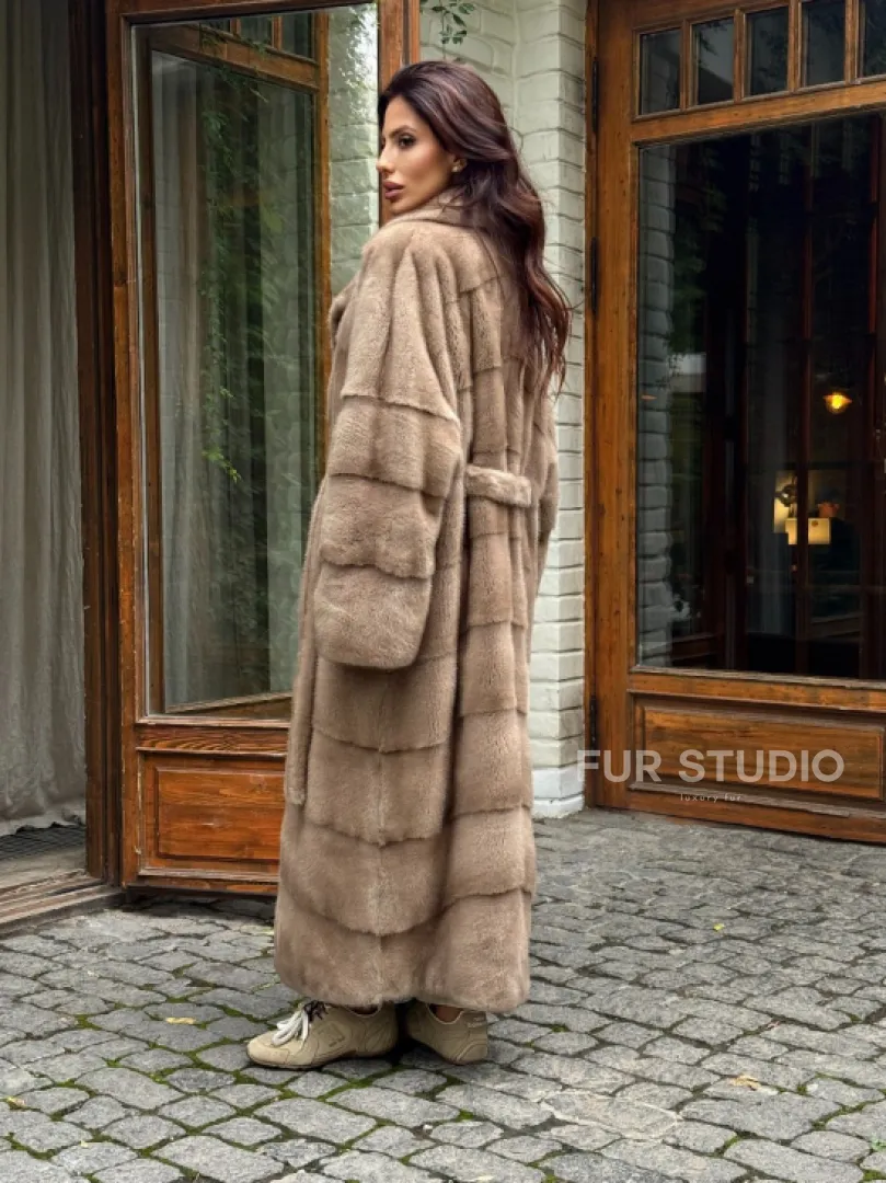Длинная норковая шуба - цвет пастель - фото 8