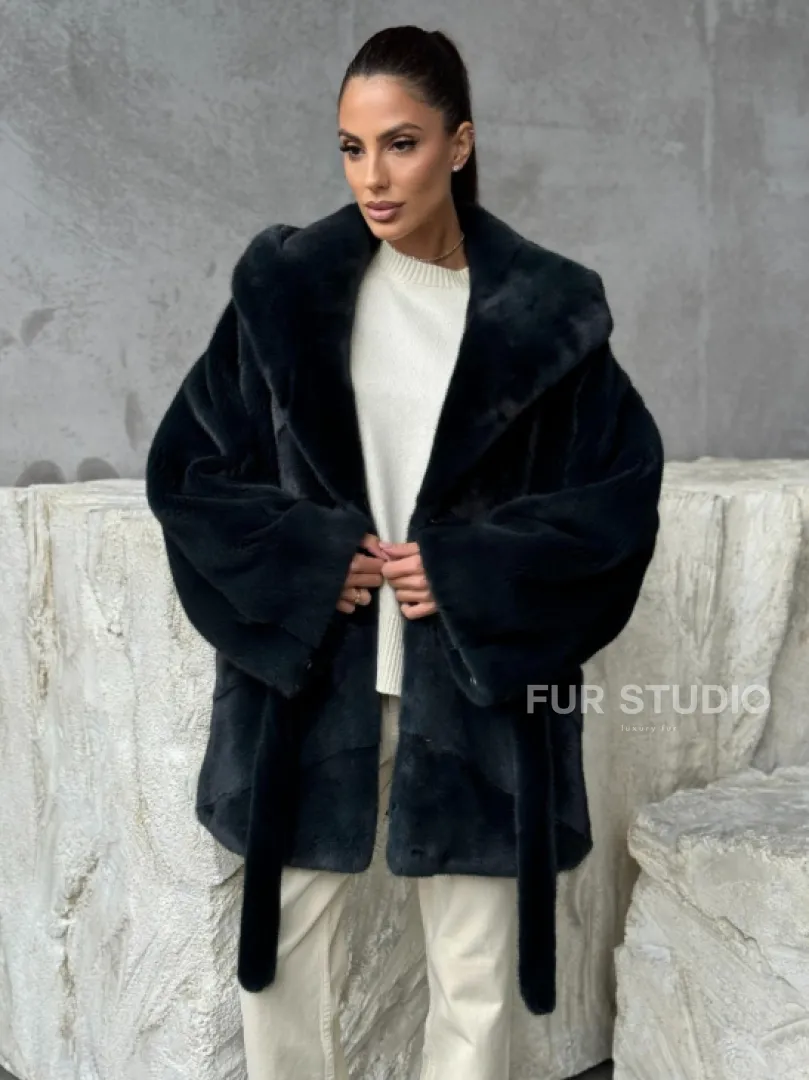 Шуба норковая летучая мышь с капюшоном - фото 6