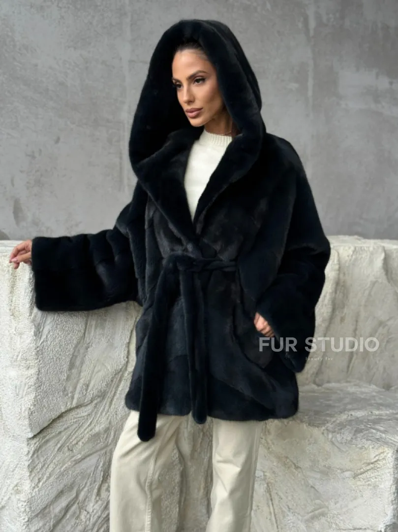 Шуба норковая летучая мышь с капюшоном - фото 8