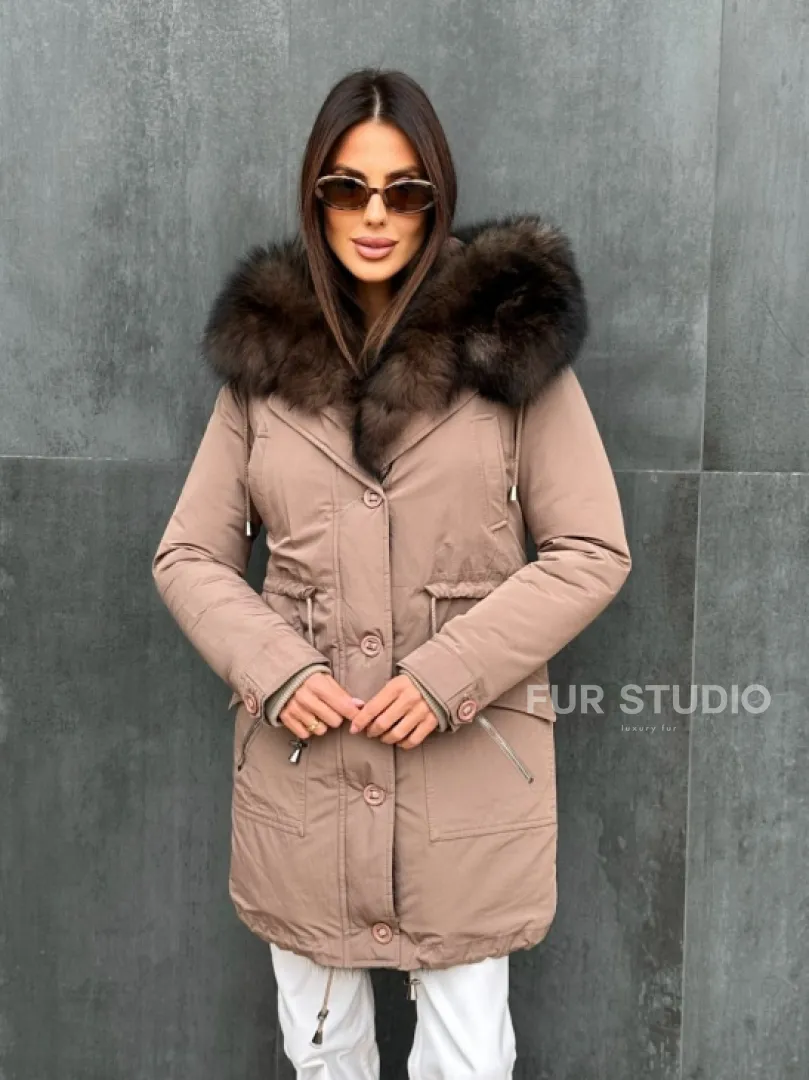 Пуховик с капюшоном - финский песец