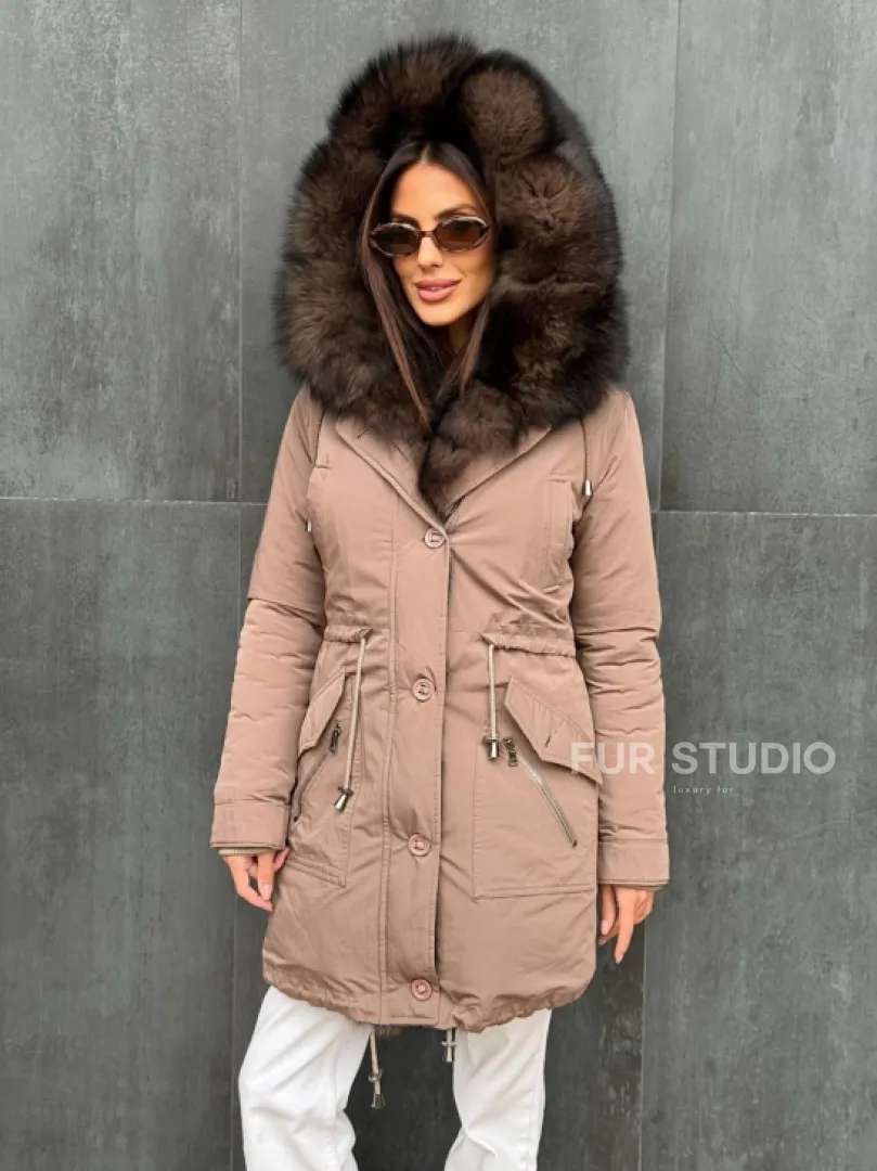 Пуховик с капюшоном - финский песец