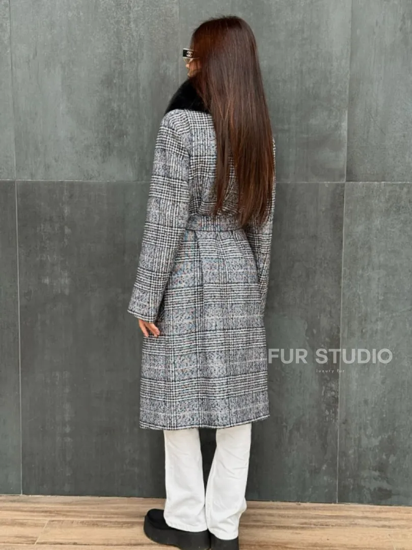 Пальто зимнее с мехом