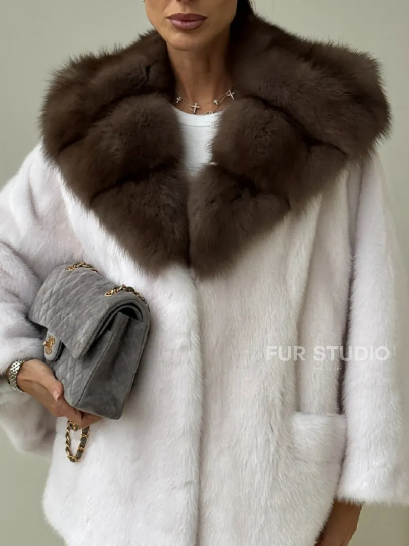 Белый норковый полушубок с куницей -  летучая мышь
