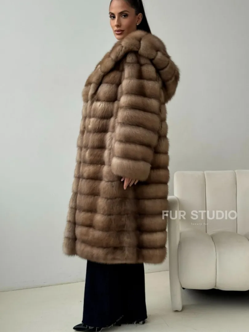 Шуба из куницы с капюшоном кобра - фото 1