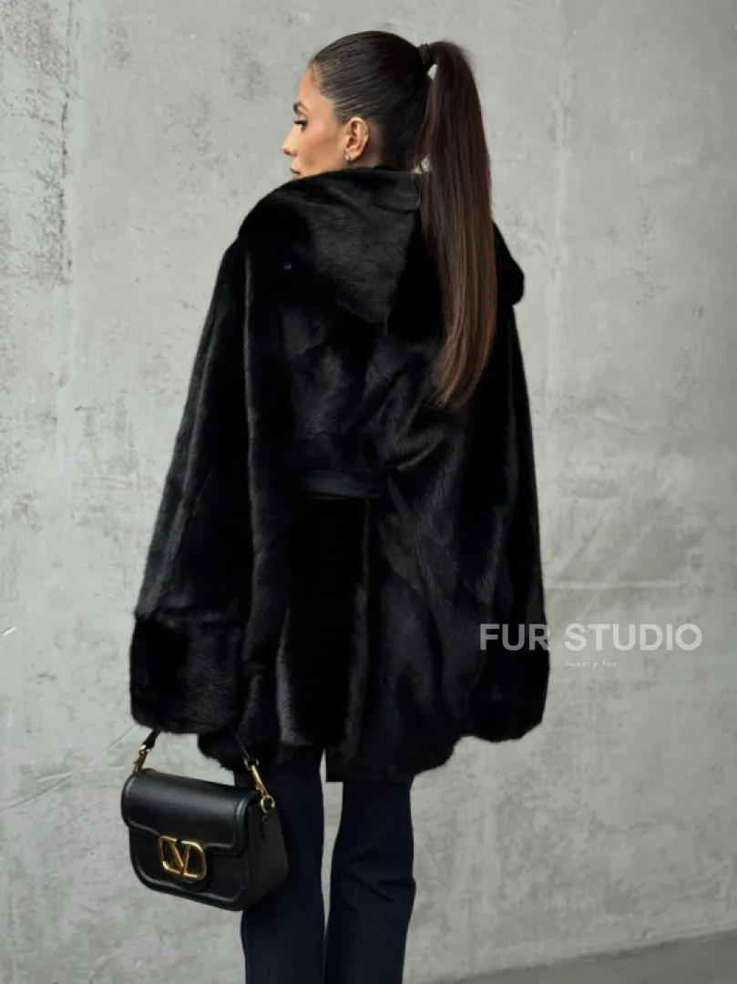 Полушубок черный норковый с капюшоном