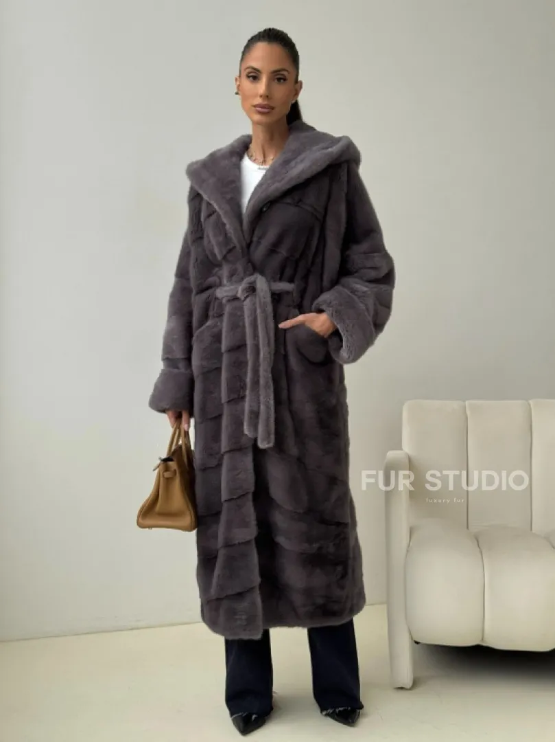 Длинная норковая шуба - капюшон кобра
