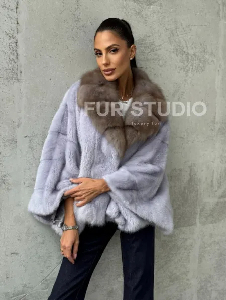 Короткая норковая шуба с воротником куницы - фото 8