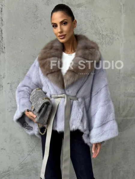 Короткая норковая шуба с воротником куницы - фото 5