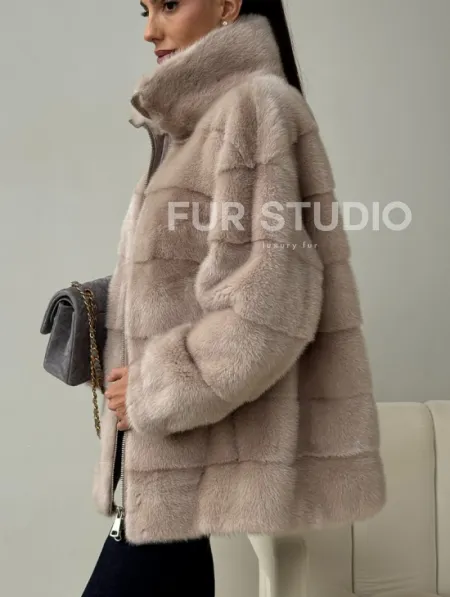 Норковая куртка стойка воротник - фото 3