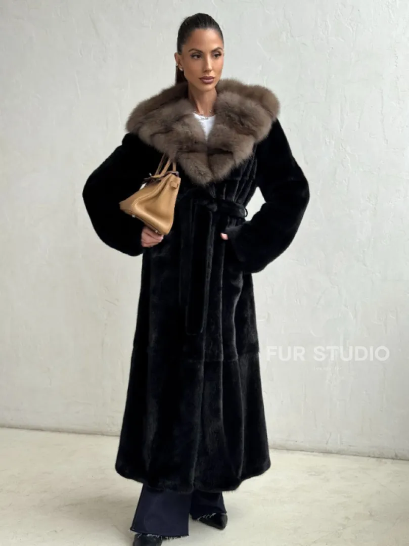 Черная норковая шуба с поясом - капюшон куница - фото 0