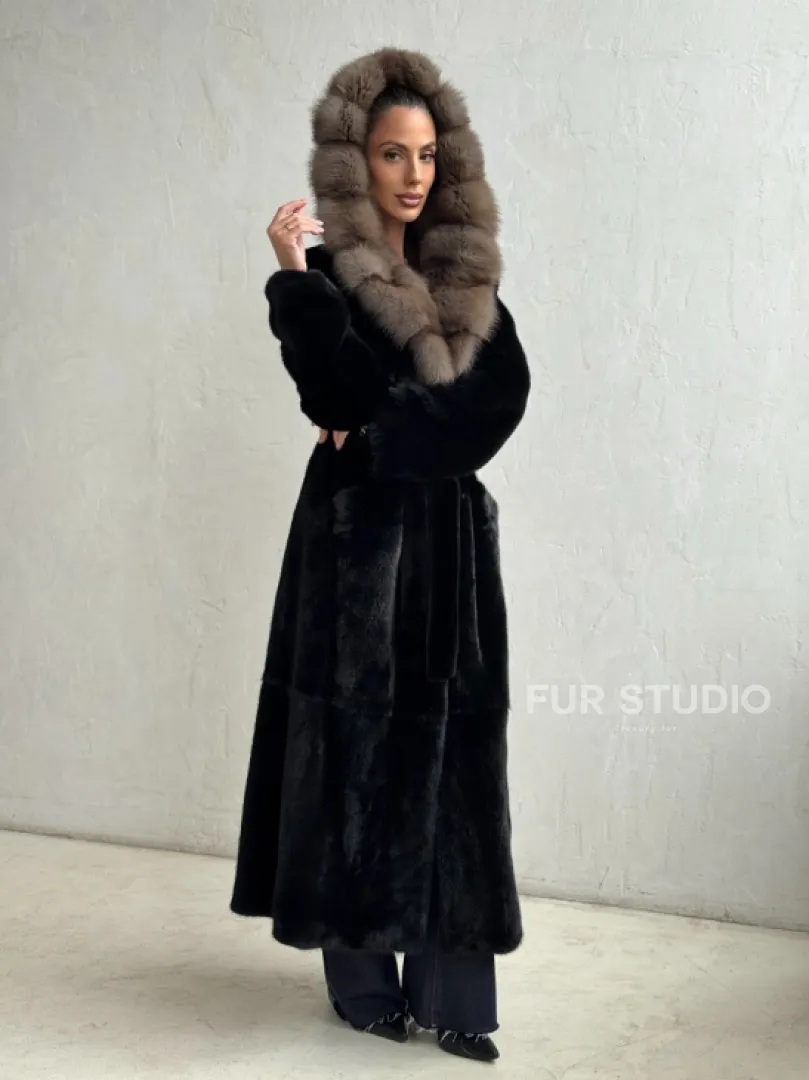 Черная норковая шуба с поясом - капюшон куница - фото 8