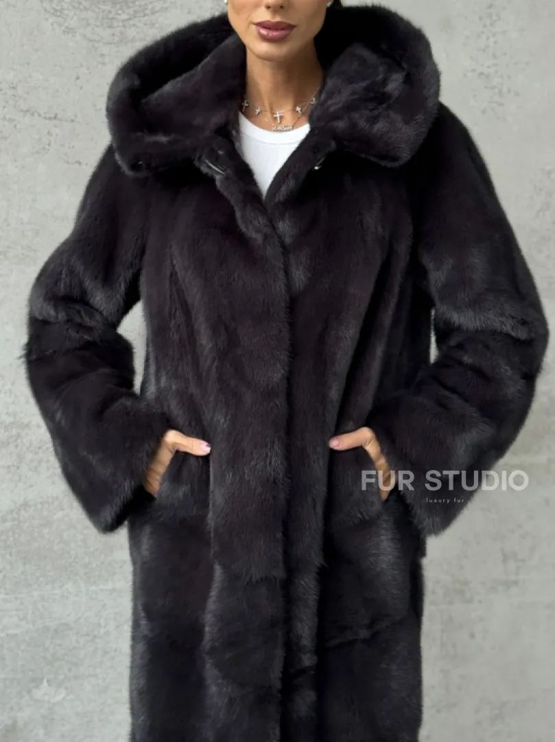 Женская норковая шуба с капюшоном - фото 1