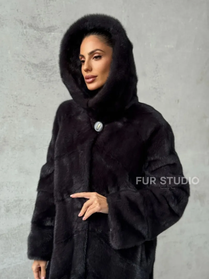 Норковая женская шуба с капюшоном