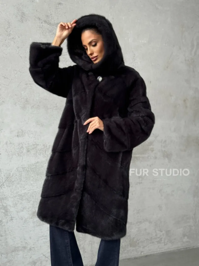 Норковая женская шуба с капюшоном - фото 6