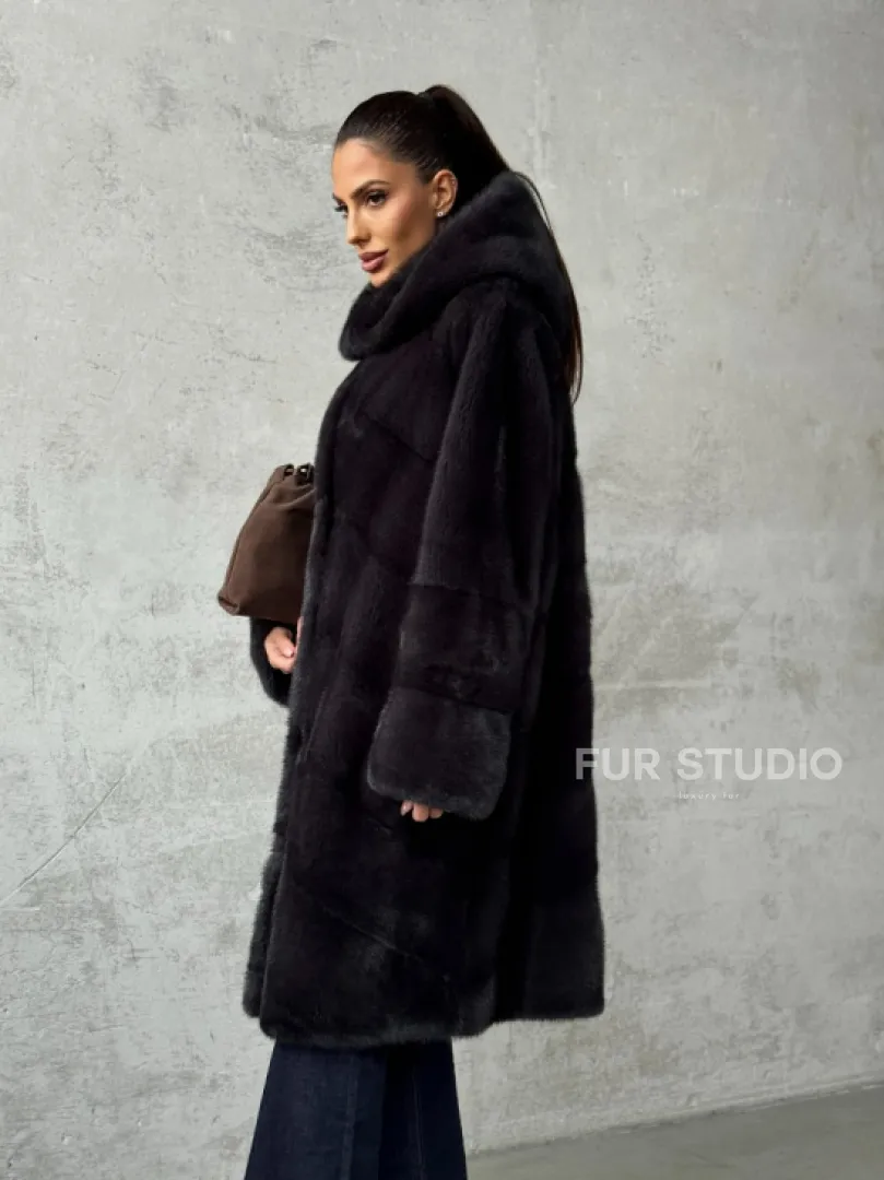 Норковая женская шуба с капюшоном - фото 8