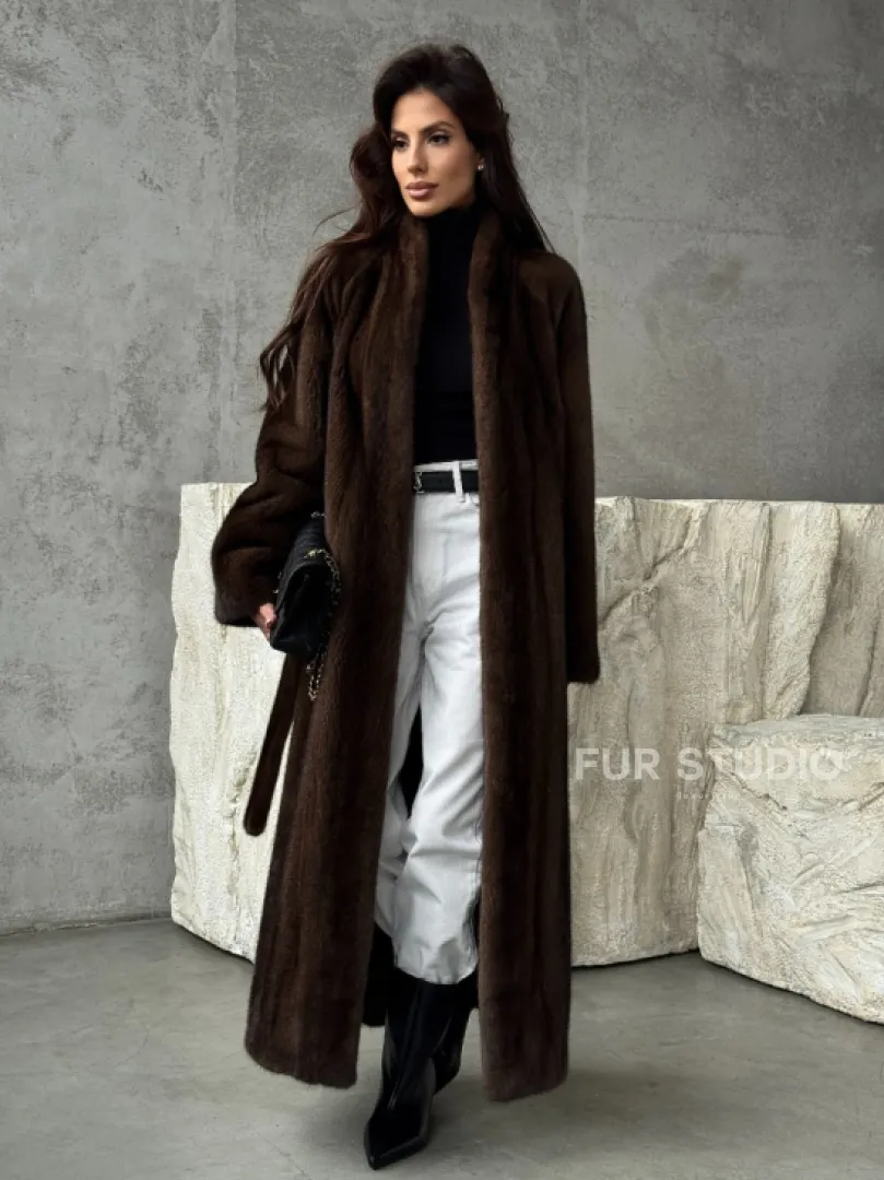 Пальто из норки с V-образным воротом - фото 8