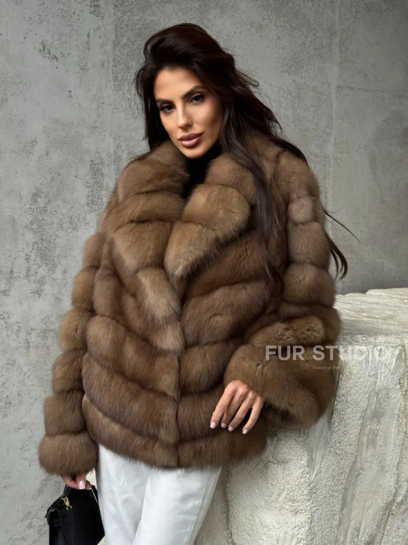 Полушубок из куницы в натуральном бежевом цвете - фото 8