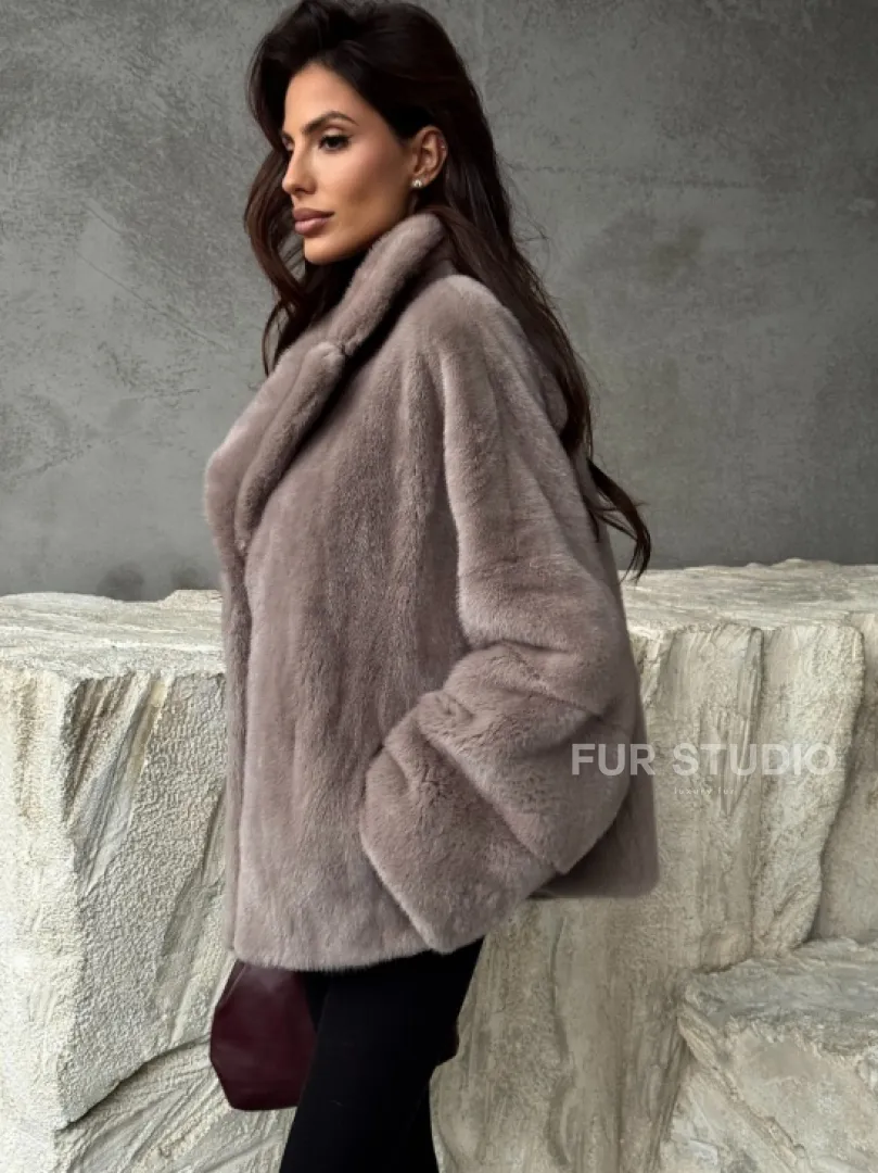 Короткая женская норковая шуба - фото 5