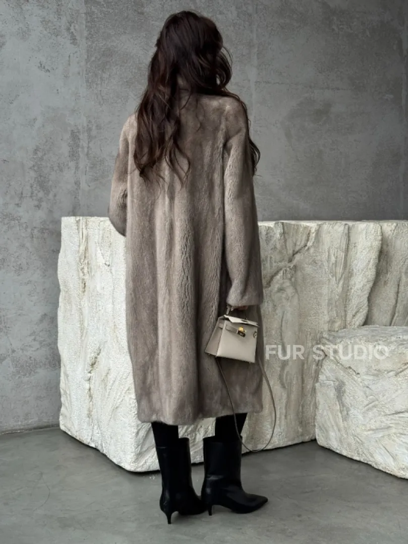 Норковая шуба в сером цвете 
