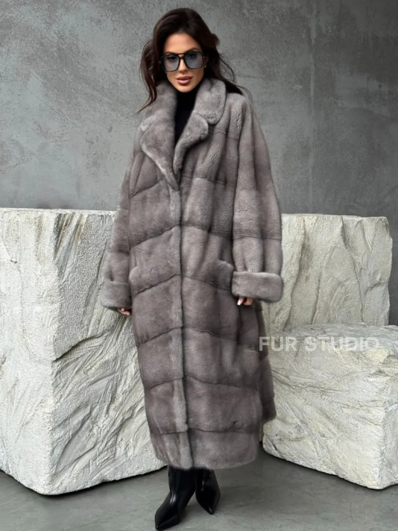 Серая норковая шуба oversize