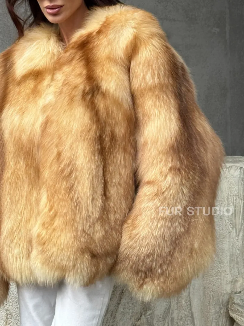 Шуба из натурального лисьего меха - фото 1