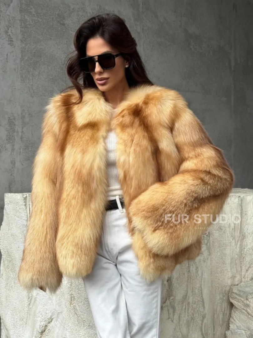 Шуба из натурального лисьего меха - фото 7