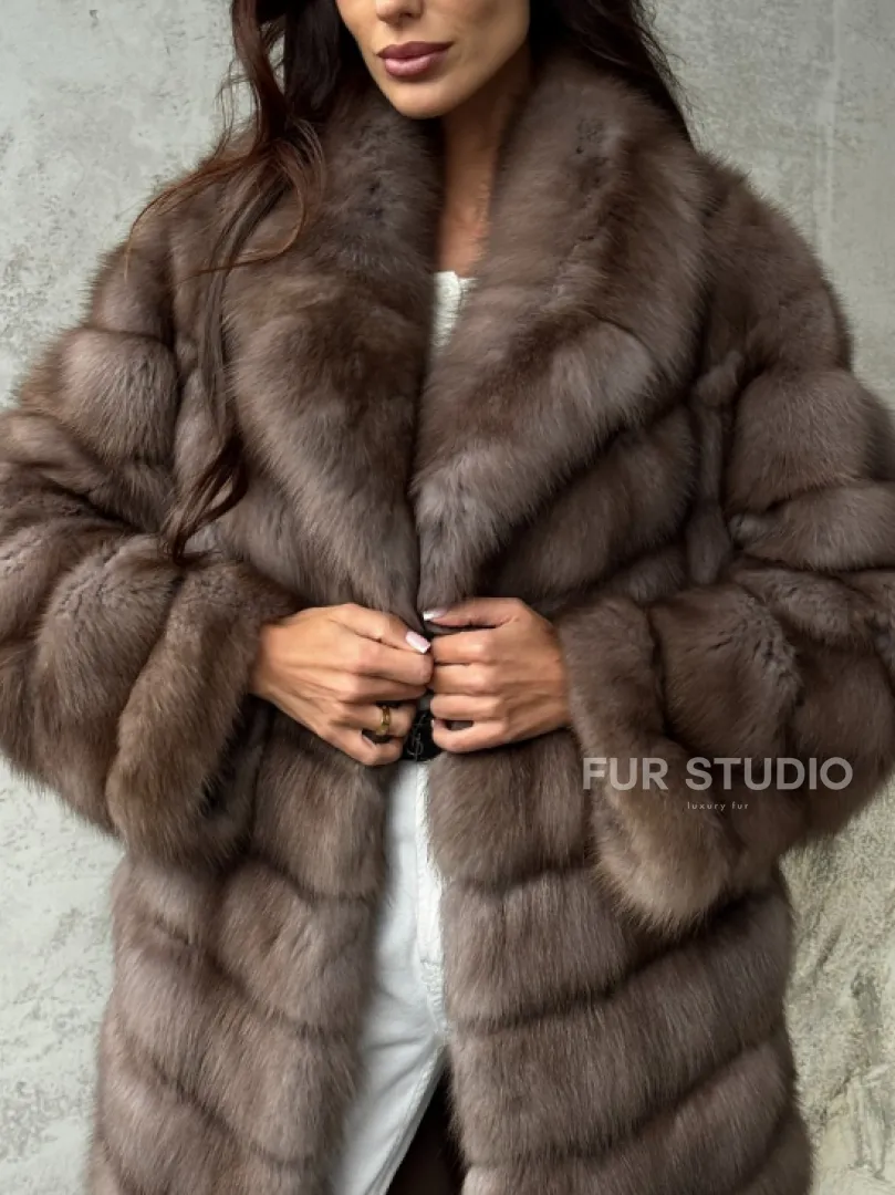 Шуба из куницы средней длины