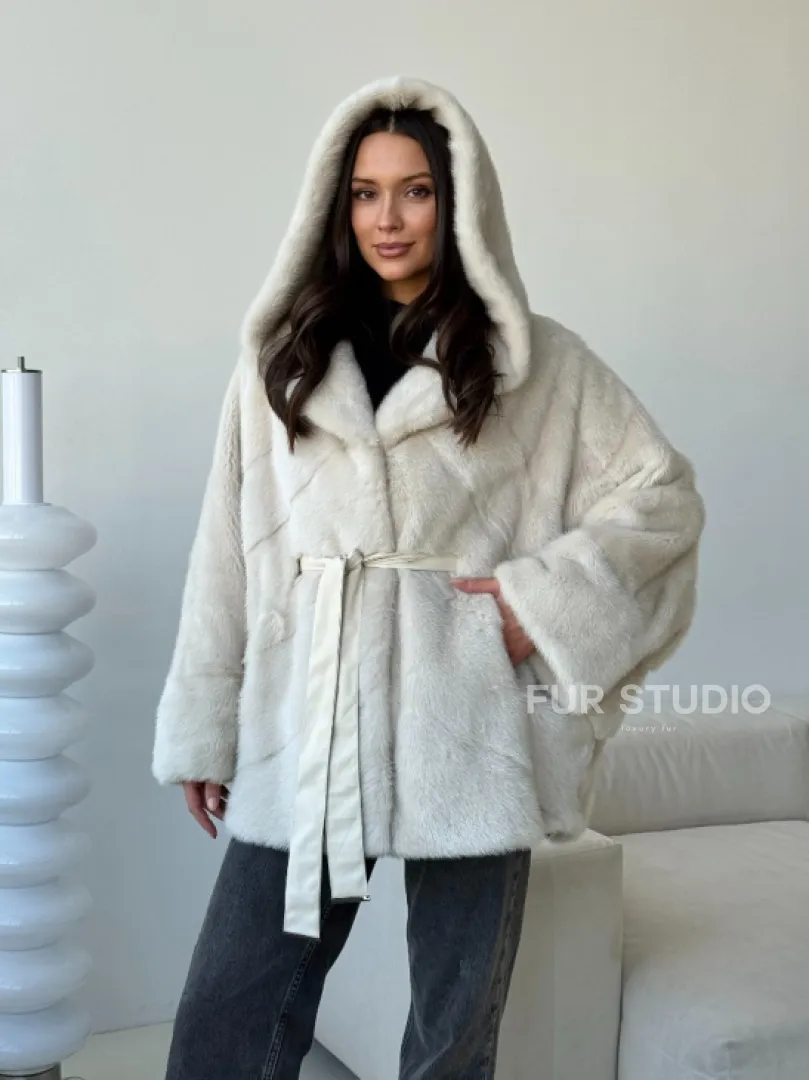 Шуба автоледи под пояс из меха норки