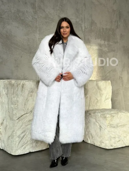 Длинная шуба из белой арктической лисы - пошив в роспуск - фото 10