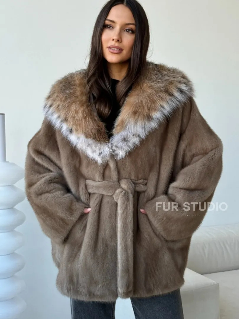 Норка - шуба летучая мышь с капюшоном рысь