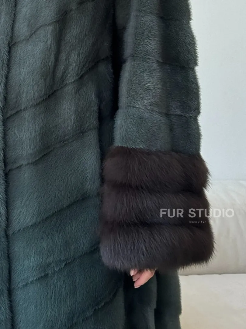 Норковая шуба с манжетами из куницы - цвет зеленый - фото 1