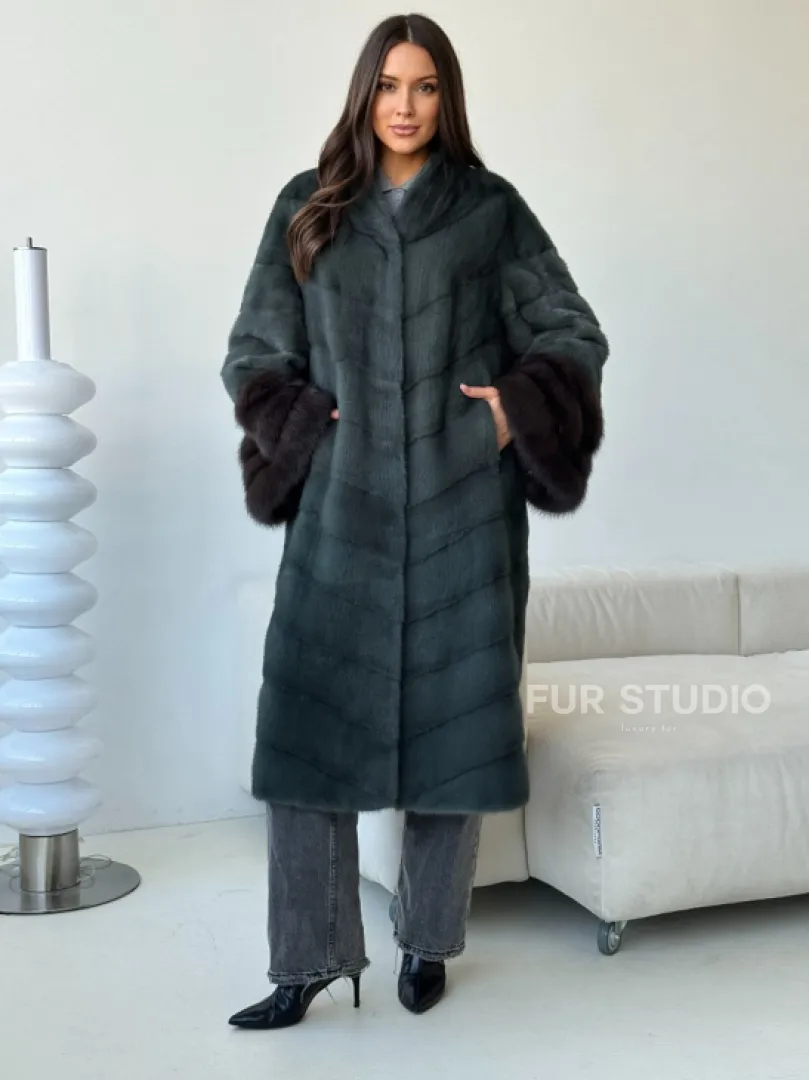 Норковая шуба с манжетами из куницы - цвет зеленый - фото 5