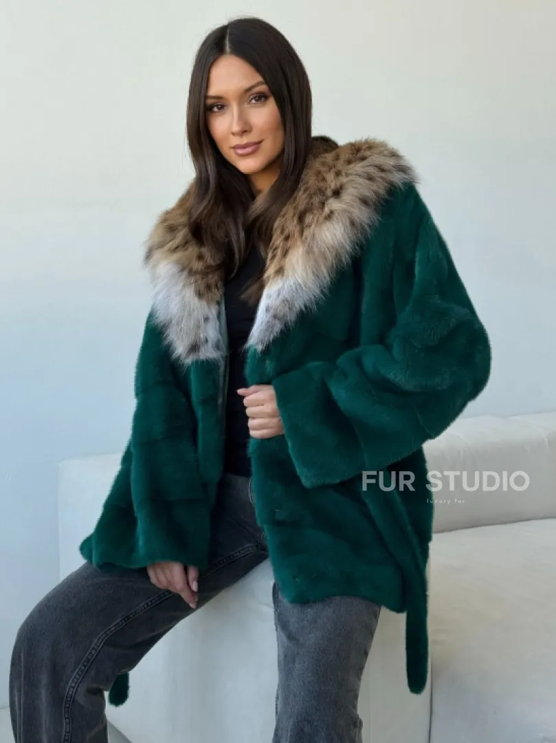 Норковая шуба с капюшоном из рыси