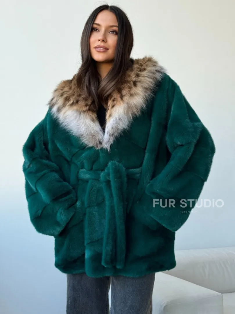 Норковая шуба с капюшоном из рыси