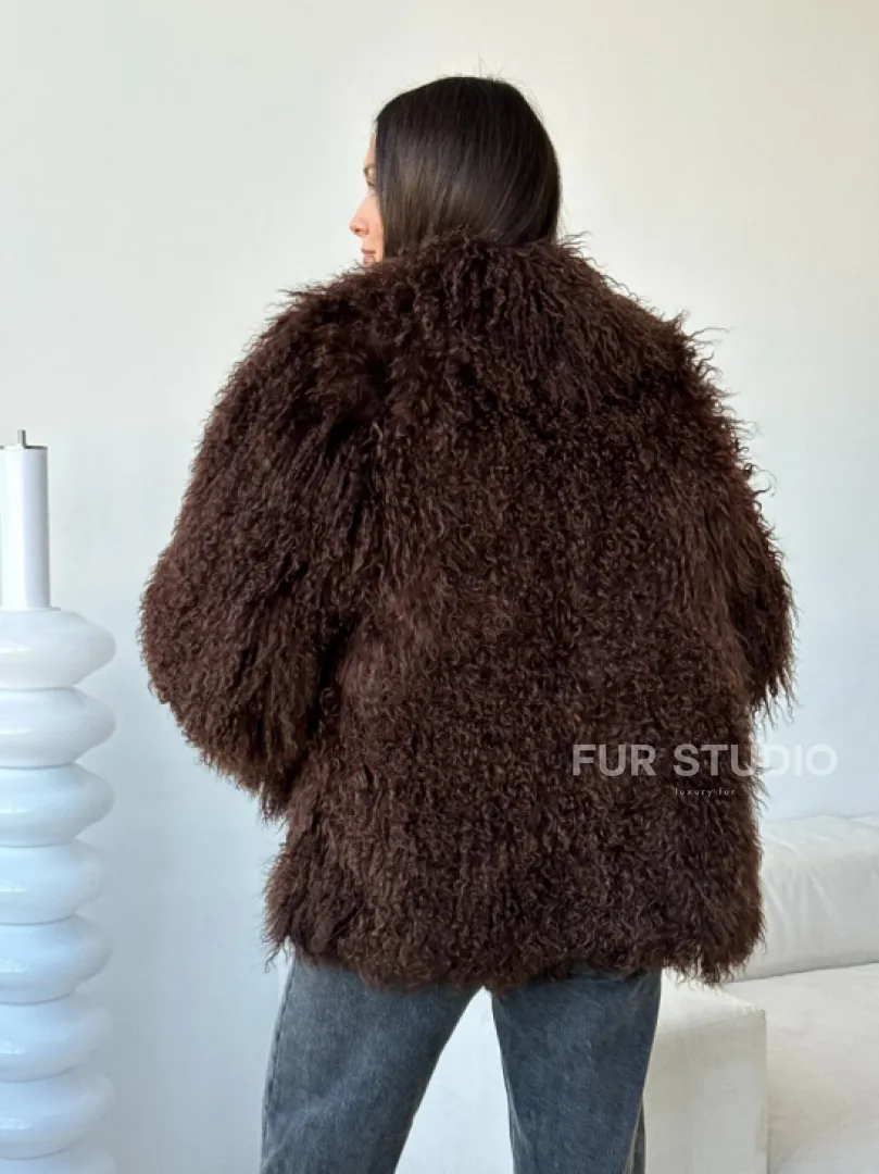 Коричневая шуба из ламы - фото 6