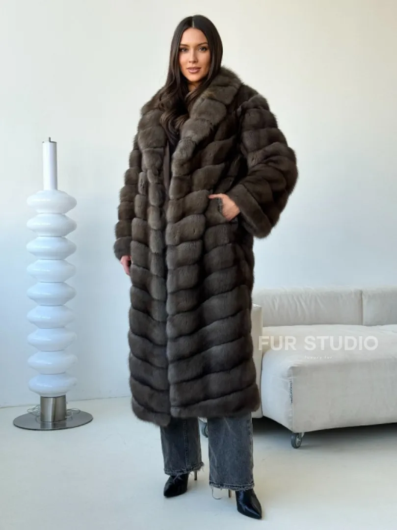 Длинная шуба из соболя